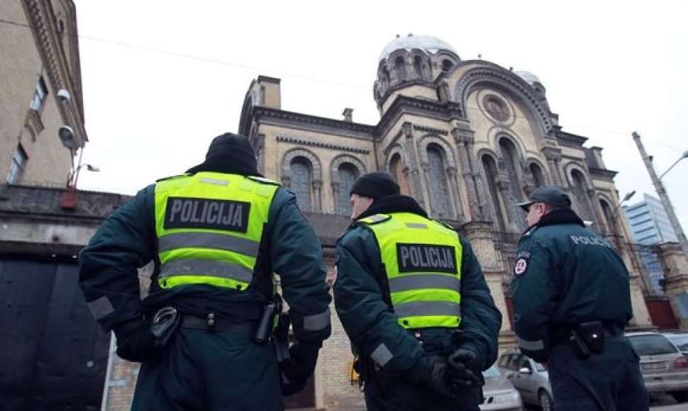 Gaisrą Lukiškių kalėjime gesino didelės pajėgos