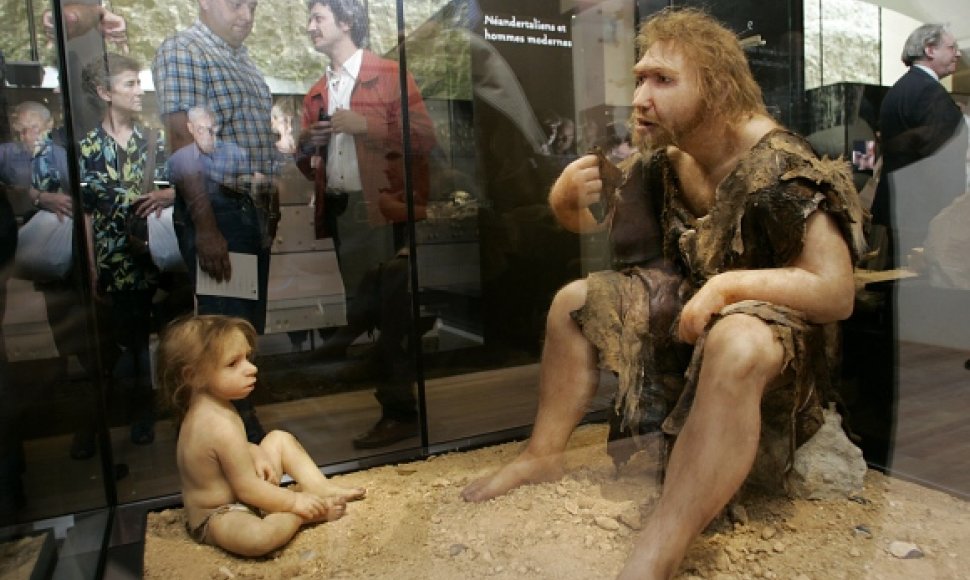 Neandertaliečiai.