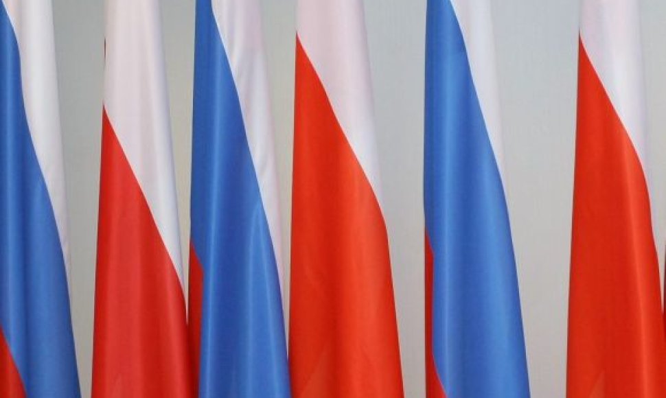 Lenkijos ir Rusijos vėliavos