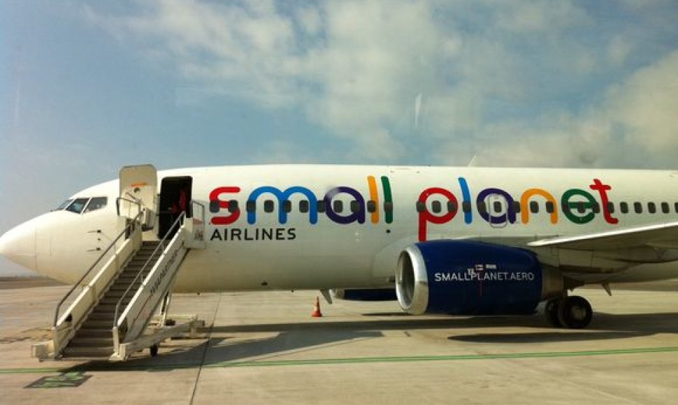„Small Planet Airlines“ lėktuvas