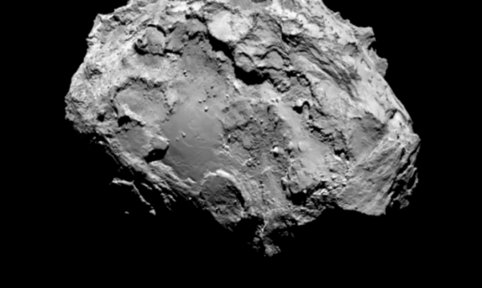 Taip atrodo Čuriumovo-Gerasimenkos kometa, fotografuota iš 100 kilometrų atstumo