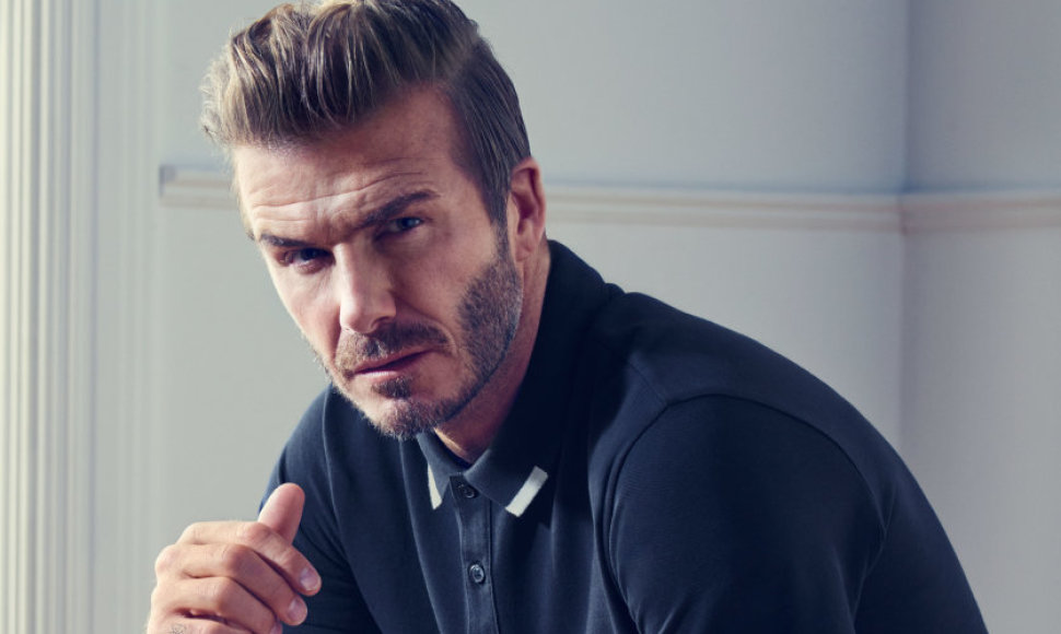 Davidas Beckhamas „H&M Modern Essentials“ reklaminėje kampanijoje