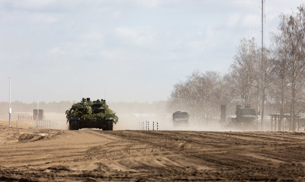 Ministrės pirmininkės apsilankymas NATO Priešakinių pajėgų batalione Pabradėje