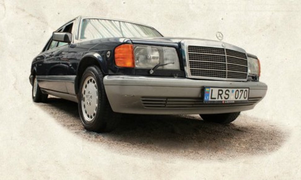 V.Landsbergį vežiojęs šarvuotas „Mercedes“
