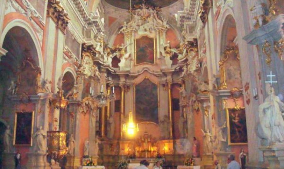 Vilniaus šv. Teresės bažnyčios vidus