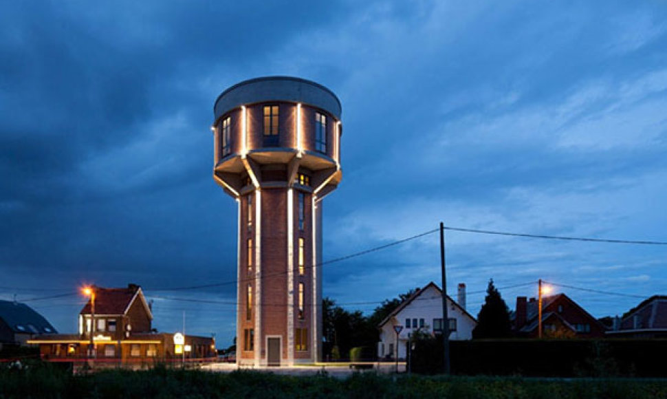Vandens bokštas, virtęs originaliu gyvenamuoju namu Belgijoje