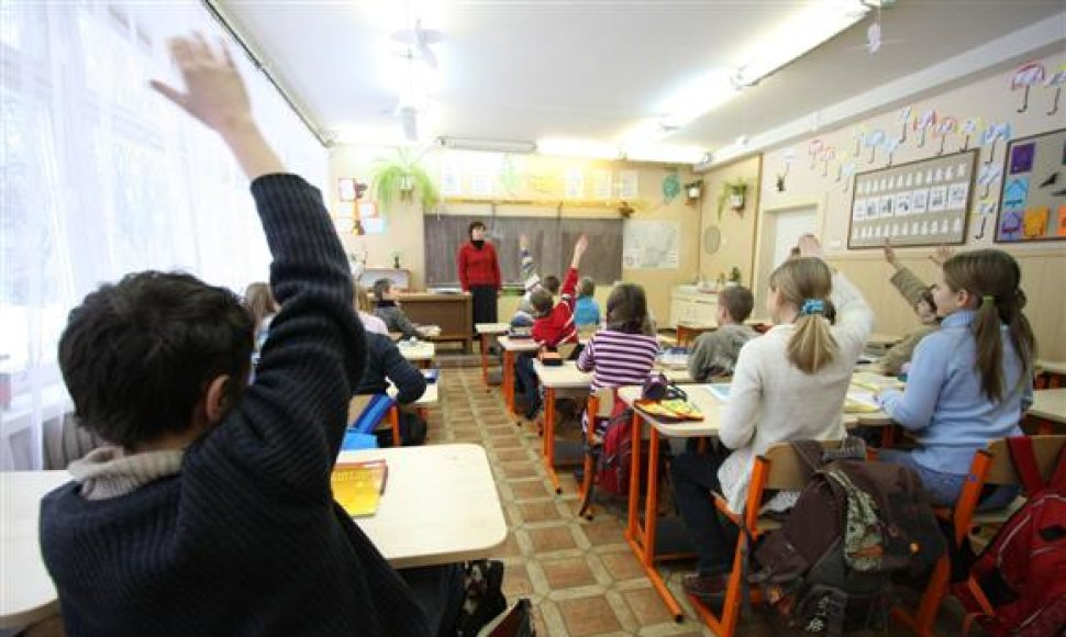 „Kauno energijos“ vadovai patikino, jog šildymas mokyklose ir darželiuose būtų išjungtas tik kraštutiniu atveju.