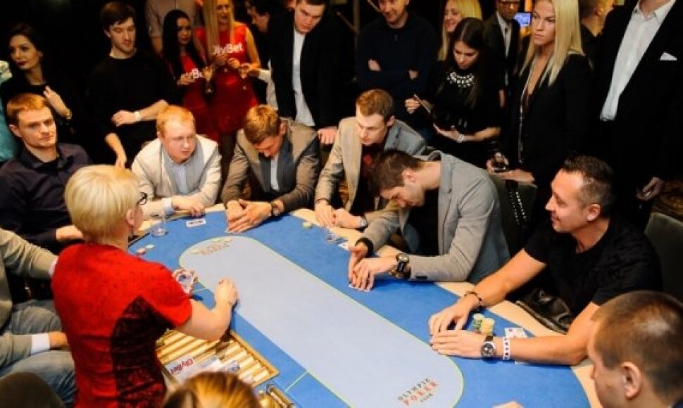 Žalgiriečiai prie pokerio stalo