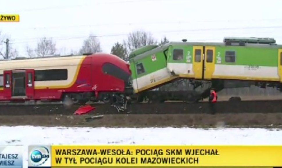 Keleivinių traukinių susidūrimas netoli Varšuvos