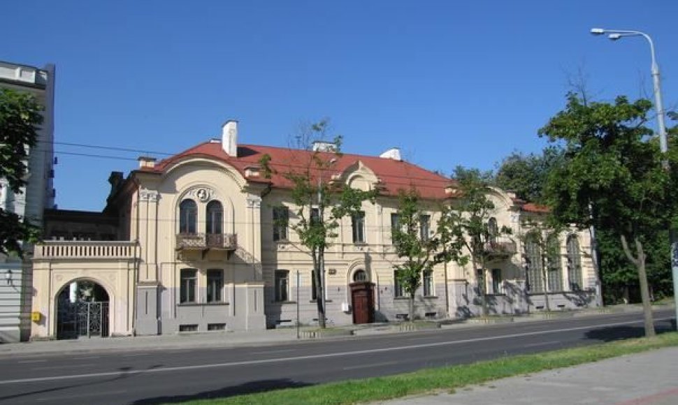 Buvusi Raudonojo kryžiaus ligoninė Vilniuje Žygimantų g.