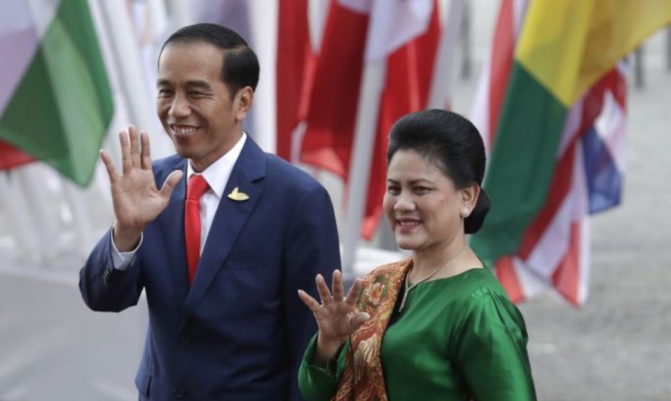 Indonezijos prezidentas Joko Widodo su žmona Iriana