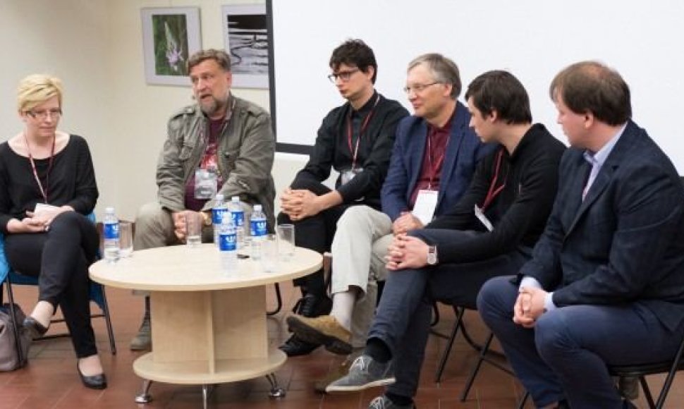 VU alumnų festivalio diskusija „XXI a. universiteto vieta ir reikšmė“.