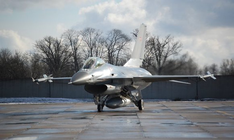 Naikintuvas F-16