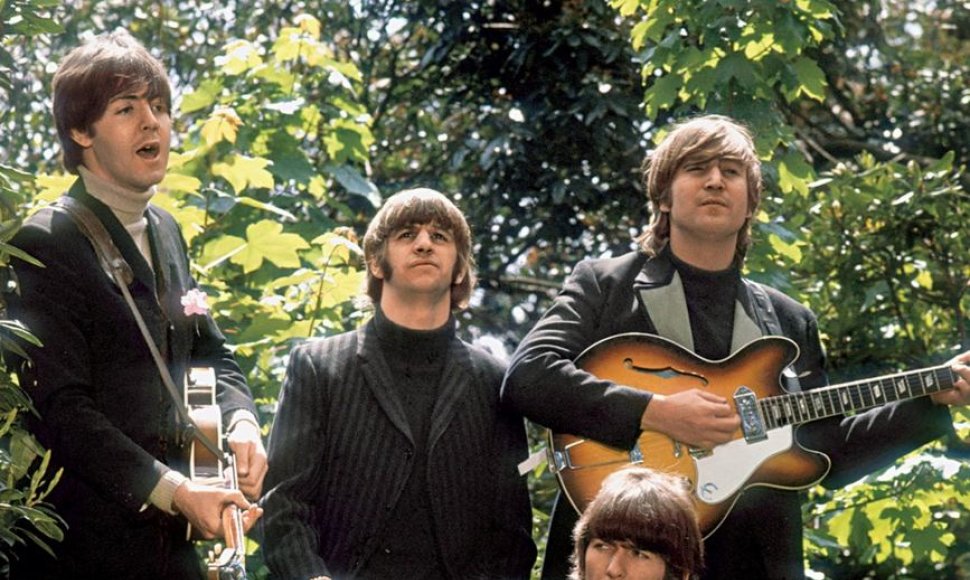 „The Beatles“ nariai dainos „Rain“ vaizdo klipo filmavime