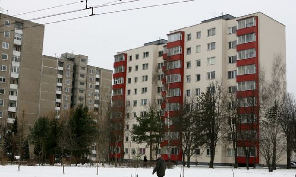 Kauno A.Ramanausko-Vanago gatvės 3-iojo namo gyventojai mažesnėmis sąskaitomis už šildymą džiaugėsi jau pernai žiemą. 