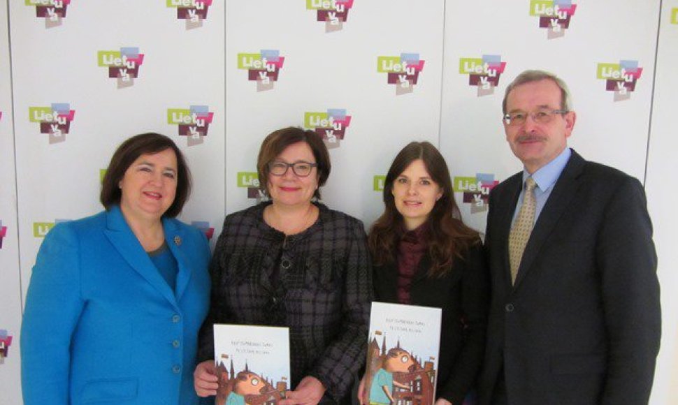 Susitikime su URM Užsienio lietuvių departamento specialistais aptarta knygelės sklaida užsienio lietuvių bendruomenėse 