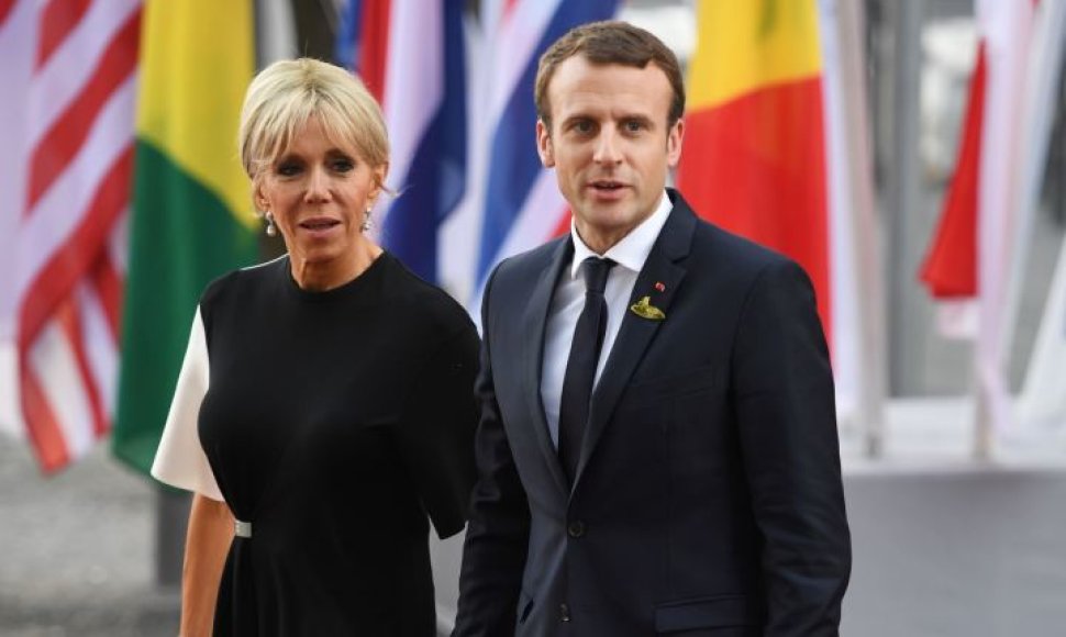 Prancūzijos prezidentas Emmanuelis Macronas su žmona Brigitte Trogneux