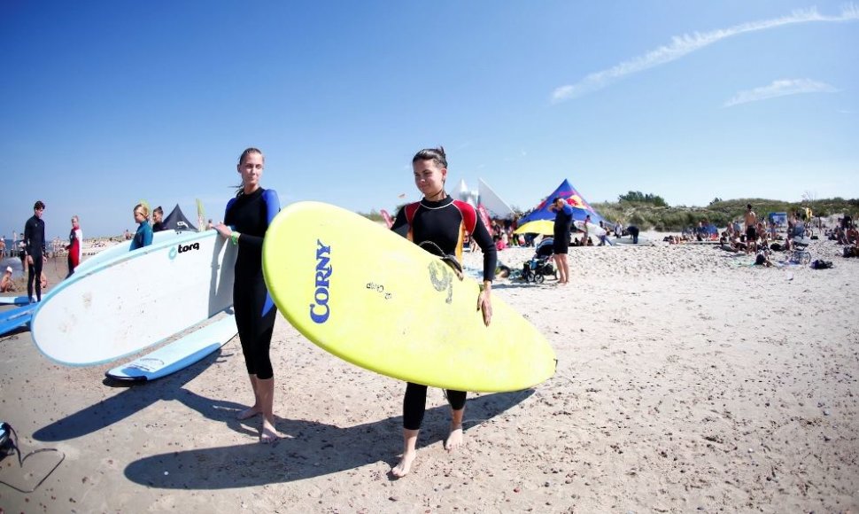 Preiloje vyksta nemokama banglenčių sporto stovykla „Surf Camp“