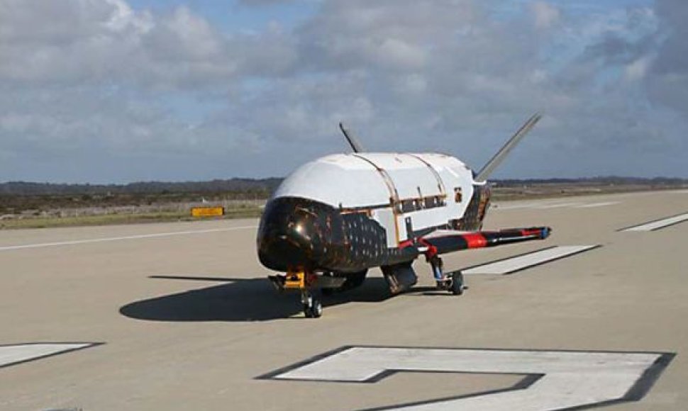 Bepilotis lėktuvas X-37B