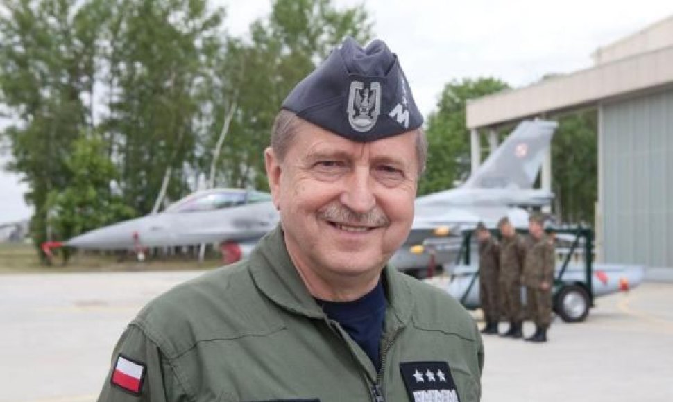 Lenkijos kariuomenės vadas, generolas Lechas Majewskis