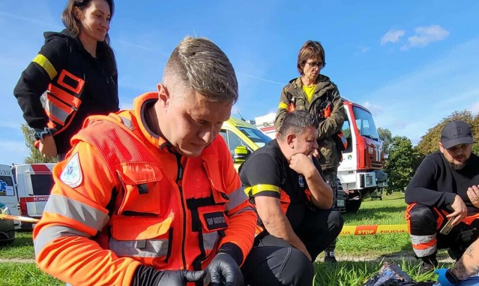 Jurbarki&scaron;kis Marius Butėnas, i&scaron;bandęs save skirtingose profesinėse srityse, galiausiai jis pasirinko paramediko kelią