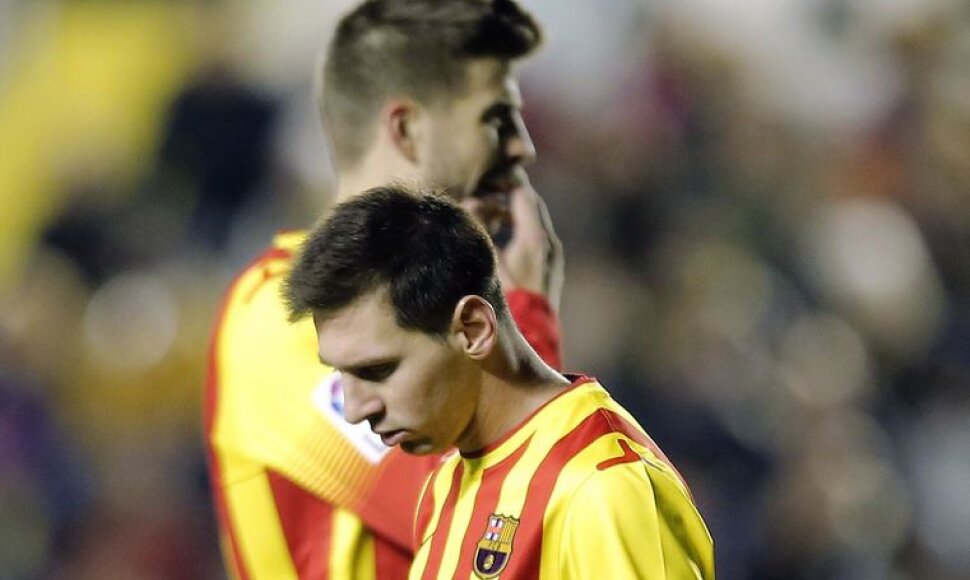 Gerardas Pique ir Lioneliis Messi