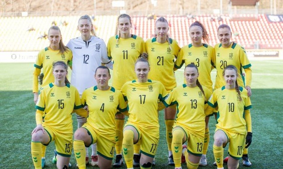 Lietuvos moterų futbolo rinktinė