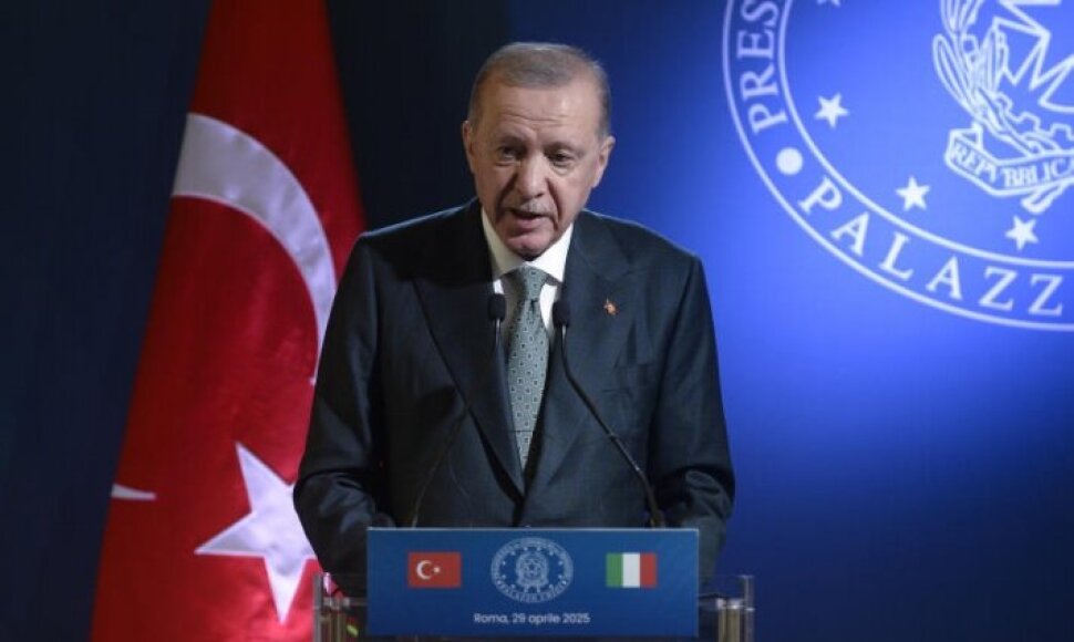 R. T. Erdoganas / STEFANO CAROFEI / ZUMAPRESS.com