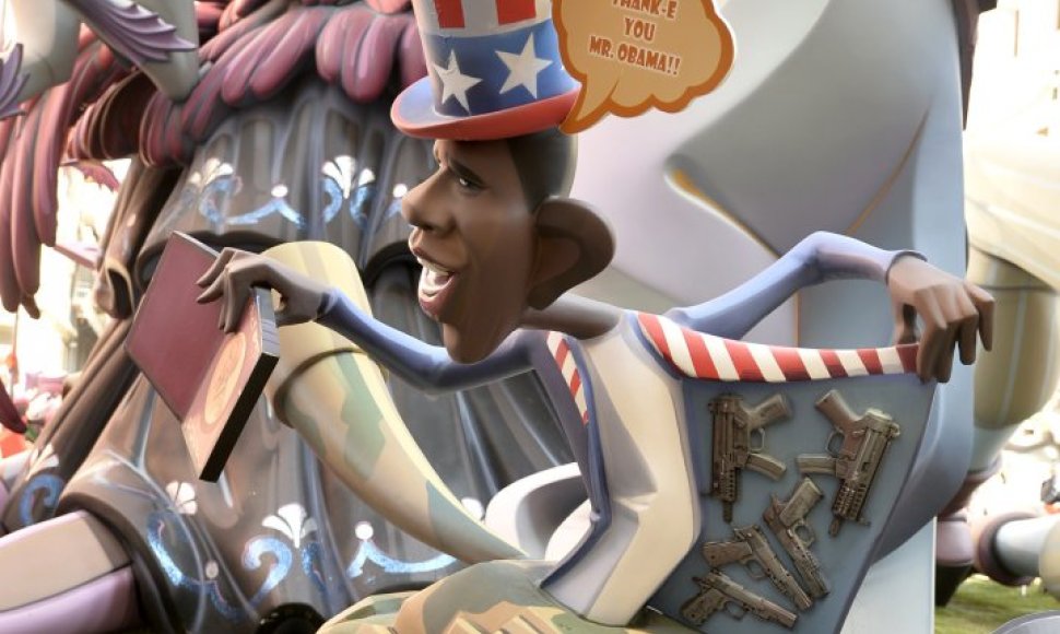JAV prezidento Baracko Obamos satyrinė skulptūra Faljaso festivalyje