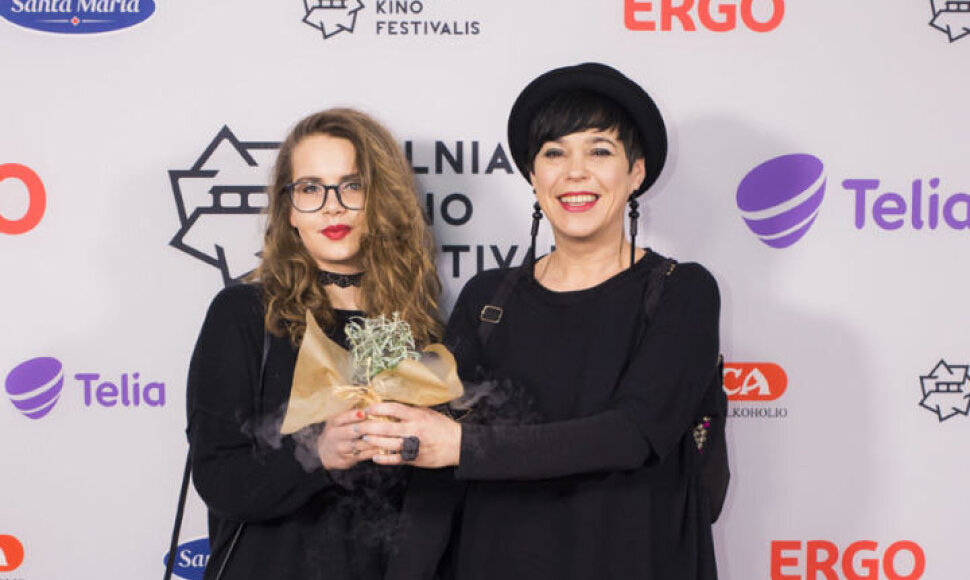 Nomeda Marčėnaitė su dukra Ula / Roberto Daskevičiaus ir Tautvydas Stuko nuotr.