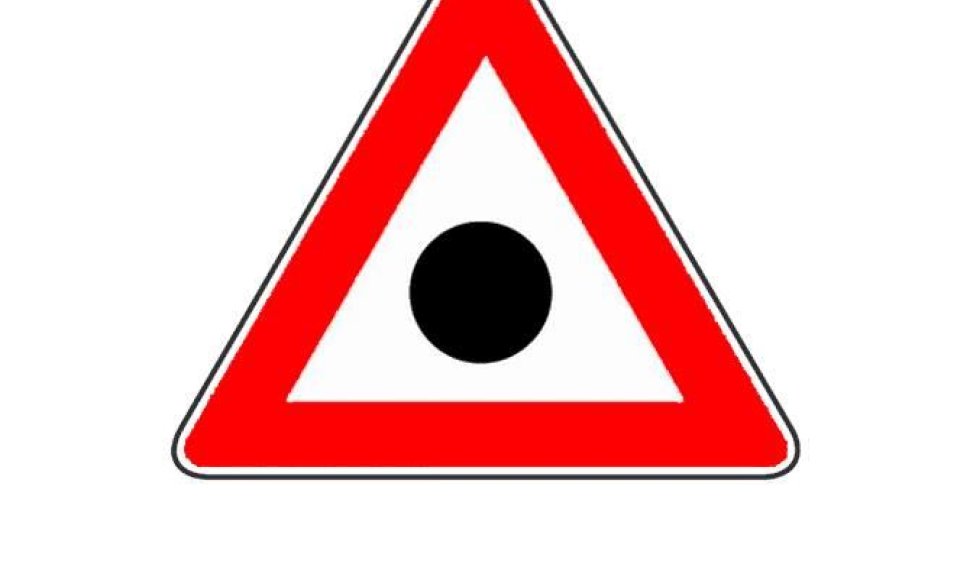 Kelio ženklas „Daug eismo įvykių“