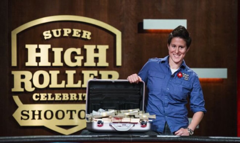  Vanessa Selbst