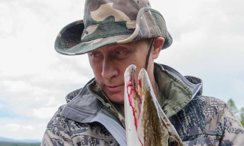 Vladimiras Putinas su lydeka rankose