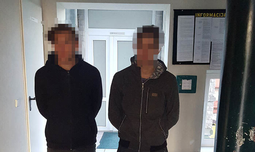 Su įkalčiais sulaikyti įtariamieji