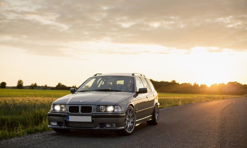 BMW 3 su 900 AG