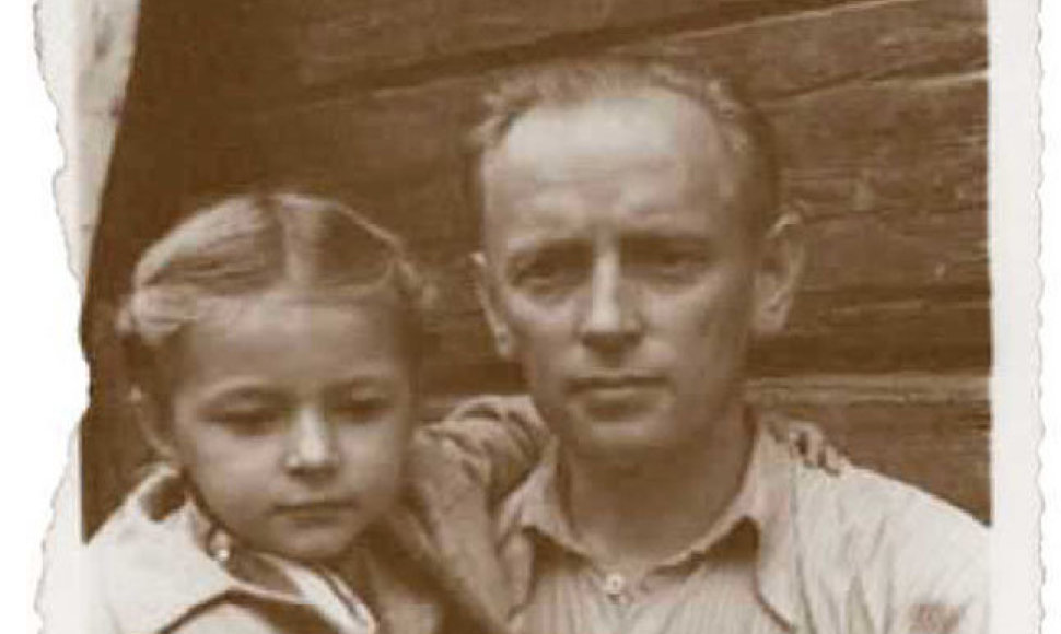 Adolfas Ramanauskas-Vanagas su dukra Auksute