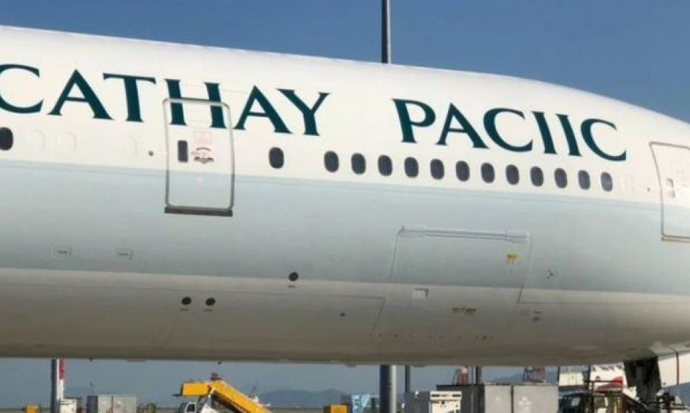 „Cathay Pacific“ klaida ant lėktuvo