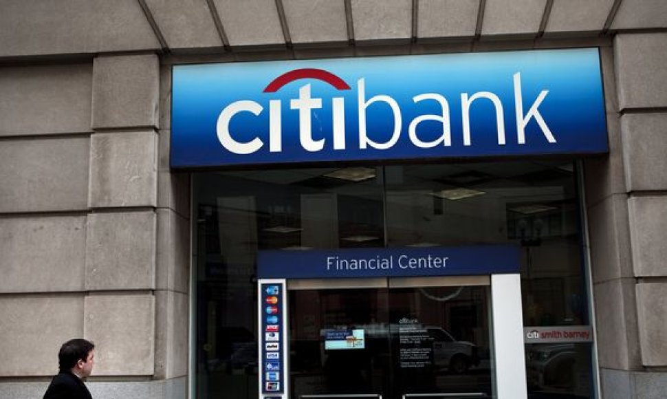 Sprogimas įvyko prie banko „Citibank“ skyriaus. 