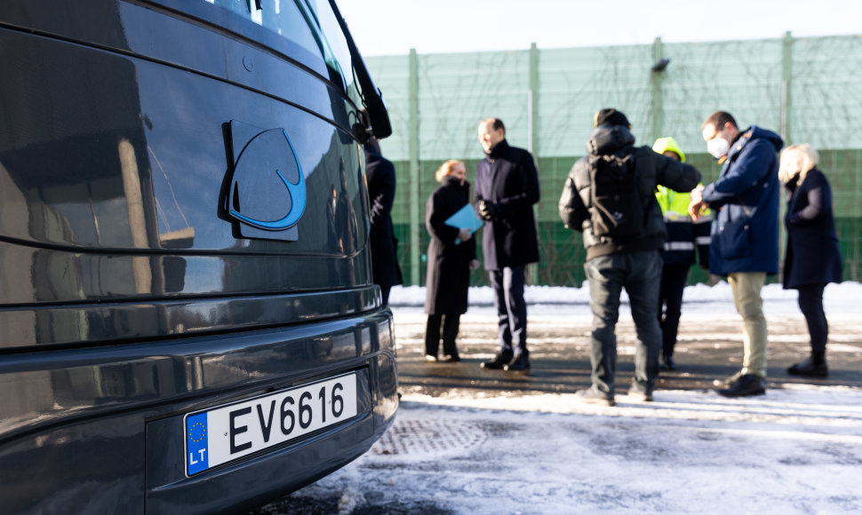 Elektrinio autobuso pristatymas Vilniaus oro uoste