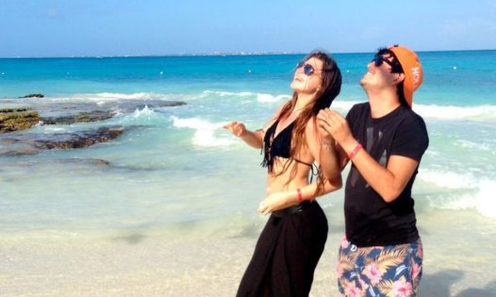 "Bikinio porelė": Luisas ir Kristina Meksikos paplūdimyje 