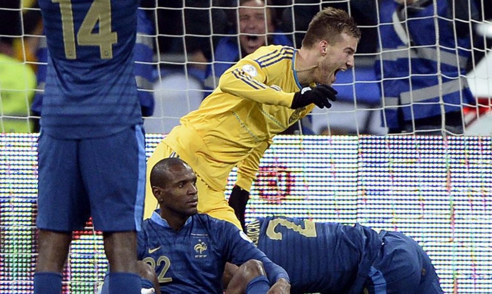 Prancūzijos futbolo rinktinė pirmame mače dėl papildomo kelialapio pralaimėjo Ukrainai 0:2
