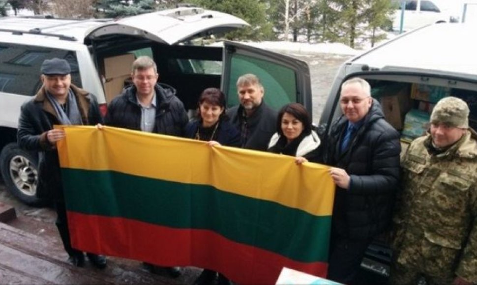 Ukrainos Luhansko regionui perduota lietuvių bendruomenės surinkta parama.