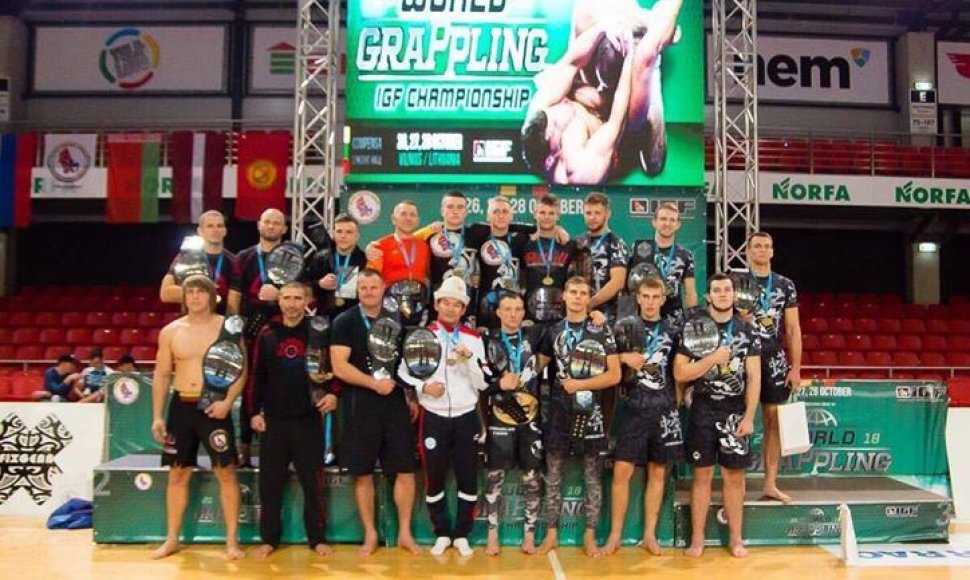 Graplingo pirmenybėse septyni lietuviai tapo čempionais.