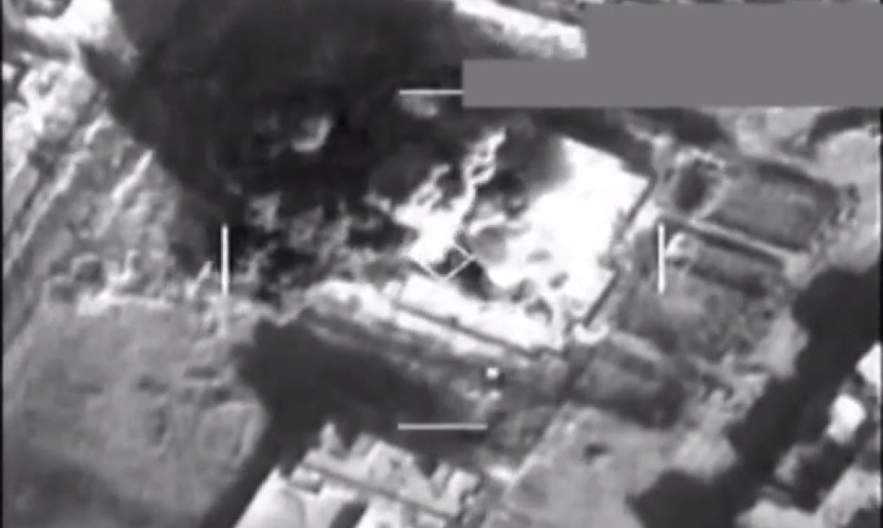 IS taikinių bombardavimas Sirijoje