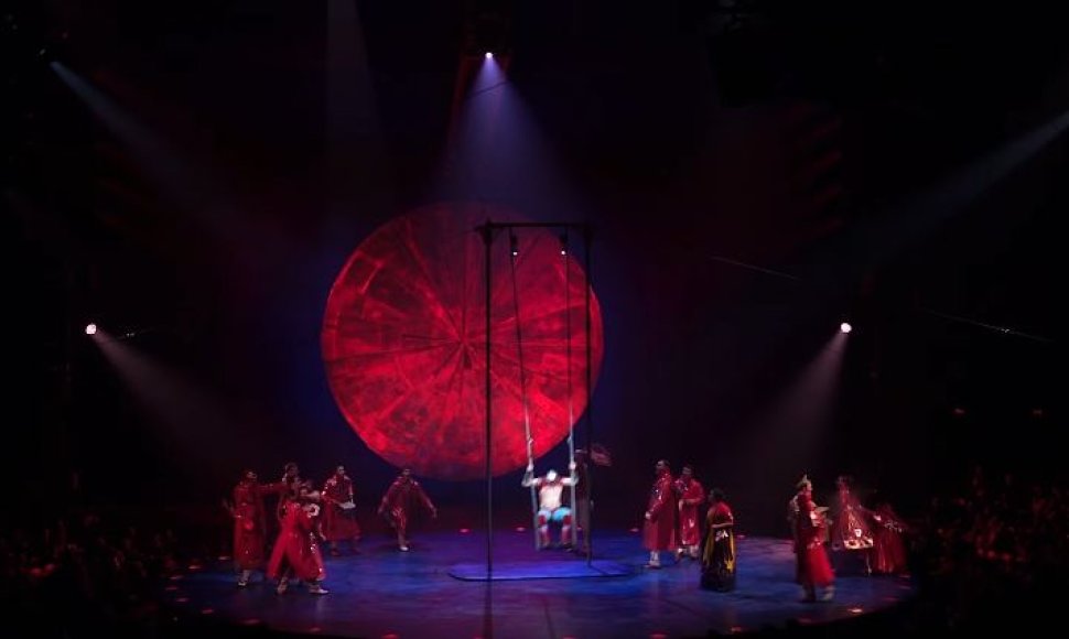 „Cirque du Soleil“ šou „Luzia“