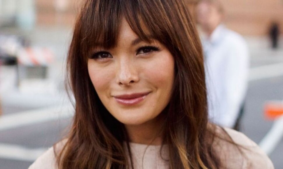 Lindsay Price &scaron;venčia 37-ąjį gimtadienį