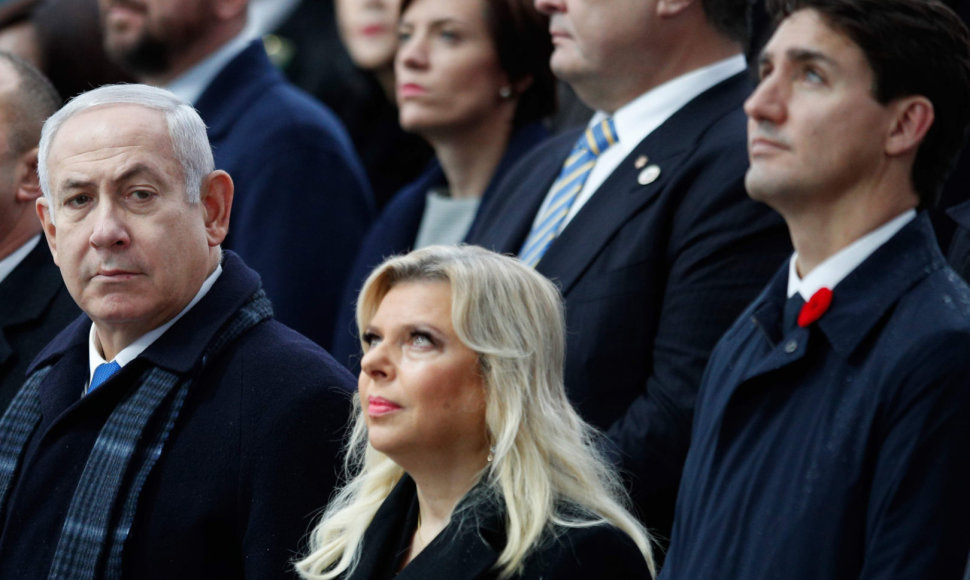 Benjaminas Netanyahu su žmona Sara