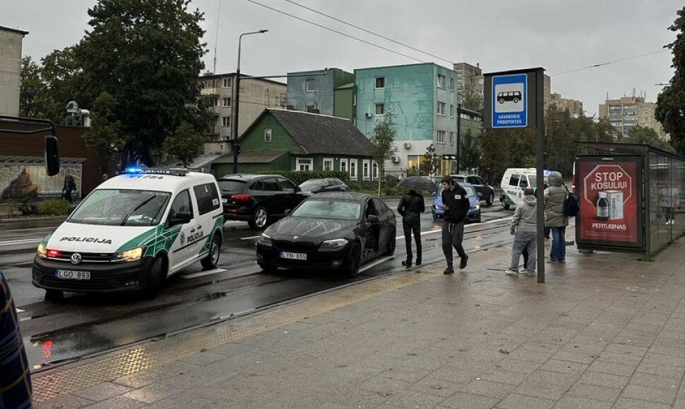Dviejų BMW avarija Savanorių prospekte