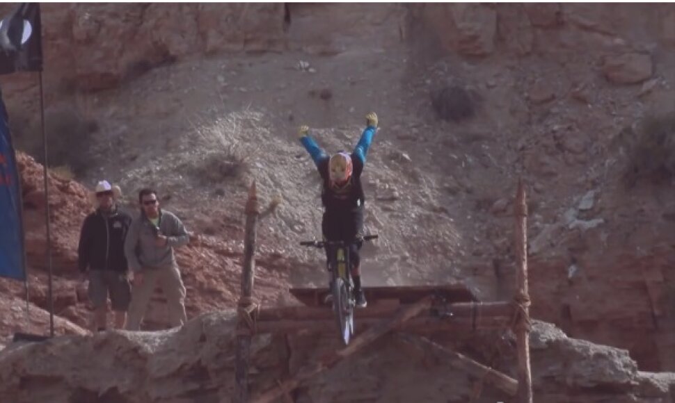 „Red Bull Rampage 2013“ varžybų akimirka