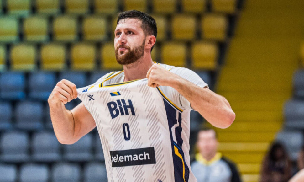 Jusufas Nurkičius Bosnijos ir Hercegovinos komandai pelnė 15 taškų ir atkovojo 12 kamuolių.